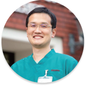 森のいぬねこ病院グループ 院長 西原 克明 先生